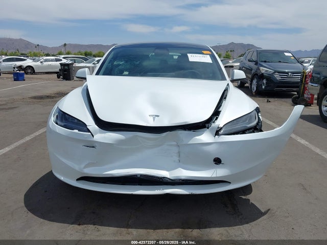 2025 TESLA MODEL 3 5YJ3E1EA9SF943028 Photo 5