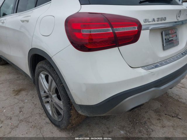 W1NTG4EB3LU040525 Mercedes-Benz m270