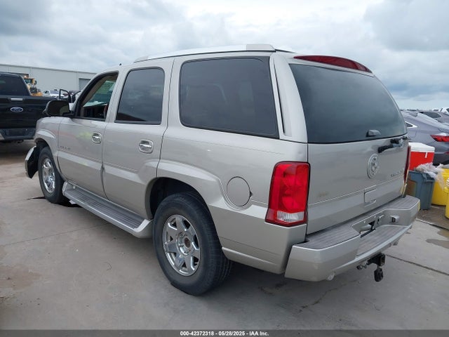 2006 CADILLAC ESCALADE 1GYEC63N76R111196 Photo 2