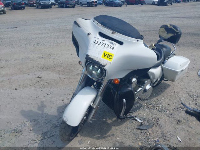 2016 HARLEY-DAVIDSON FLHX 1HD1KBM1XGB614886 Photo 1