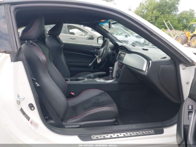 2013 SUBARU BRZ JF1ZCAC18D1610243 Photo 4