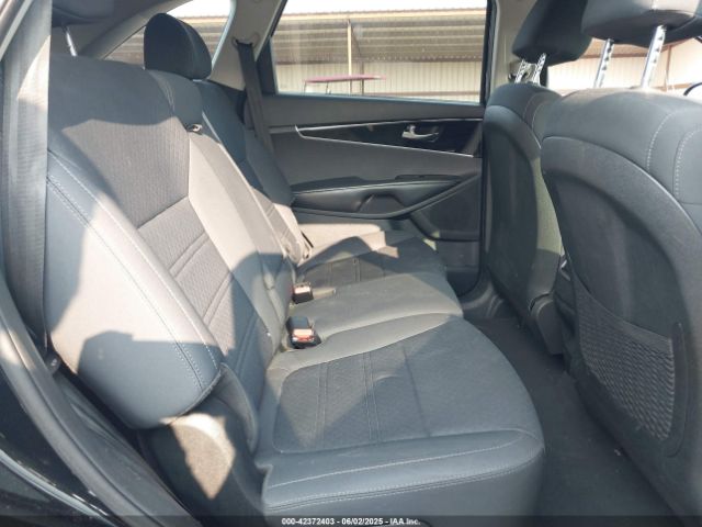 5XYPG4A39KG533164 KIA Sorento 2.4l L