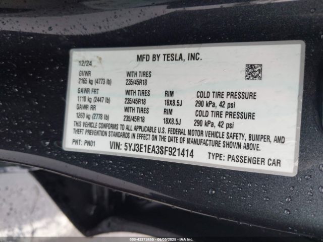 2025 TESLA MODEL 3 5YJ3E1EA3SF921414 Photo 8
