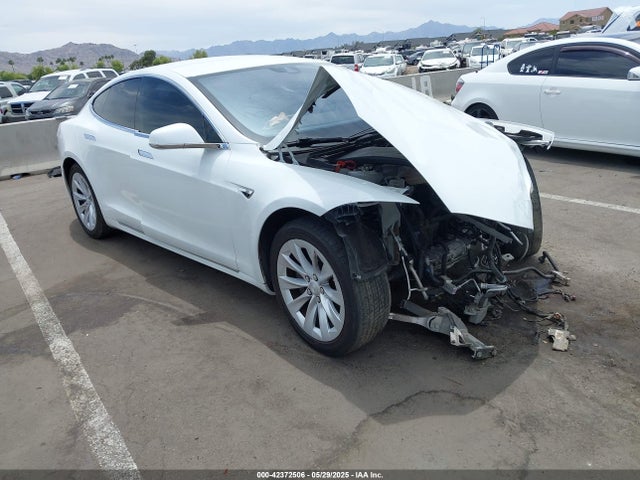 2016 TESLA MODEL S 5YJSA1E16GF149926 Photo 0