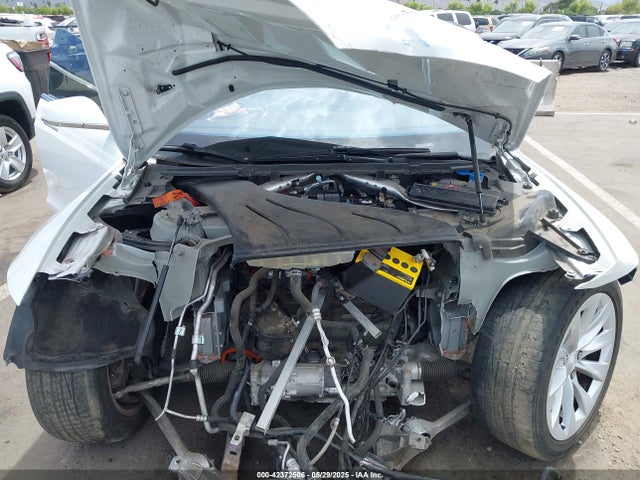 2016 TESLA MODEL S 5YJSA1E16GF149926 Photo 9