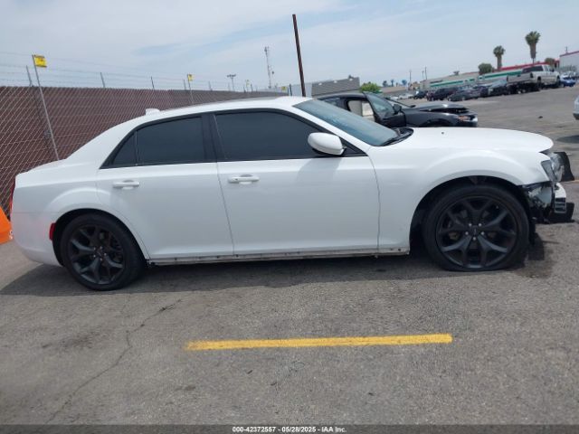 2C3CCABG8NH259928 Chrysler 300