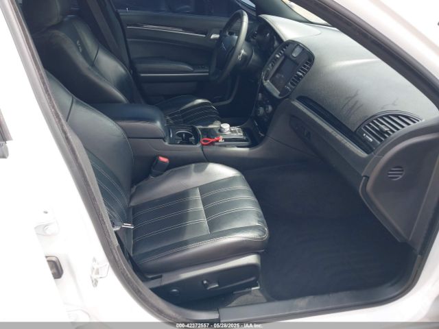 2C3CCABG8NH259928 Chrysler 300