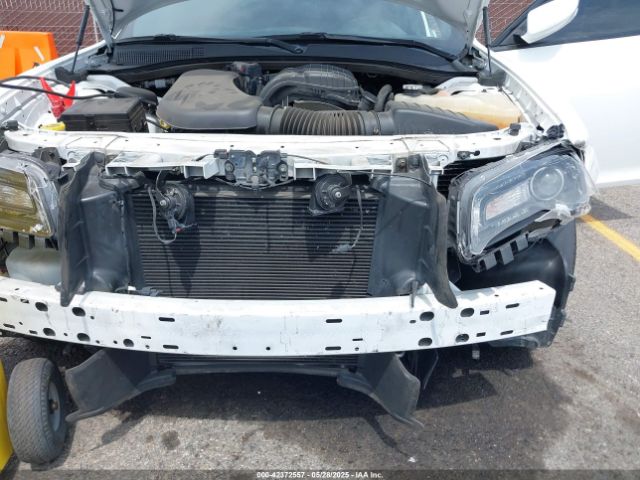 2C3CCABG8NH259928 Chrysler 300