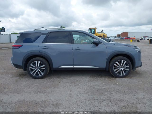 5N1DR3DK3SC224638 Nissan Pathfinder Platinum 4wd