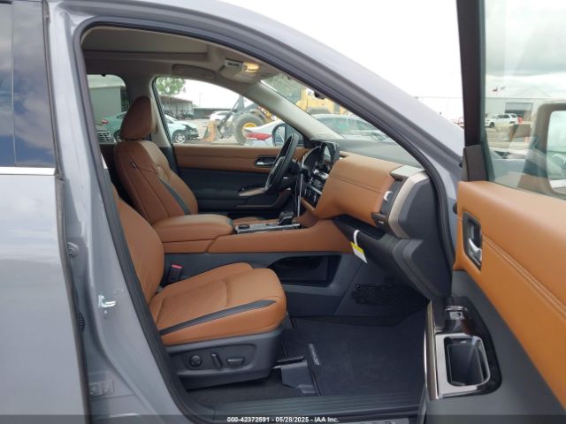 5N1DR3DK3SC224638 Nissan Pathfinder Platinum 4wd
