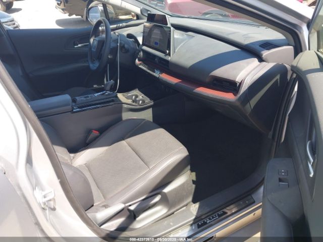 2024 TOYOTA PRIUS PRIME JTDACACU2R3029530 Photo 4