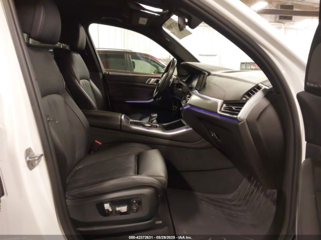 2020 BMW X5 5UXCR6C01LLL66648 Photo 4