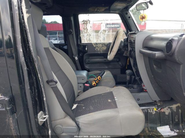 2010 JEEP WRANGLER UNLIMITED 1J4BA3H19AL187074 Photo 4
