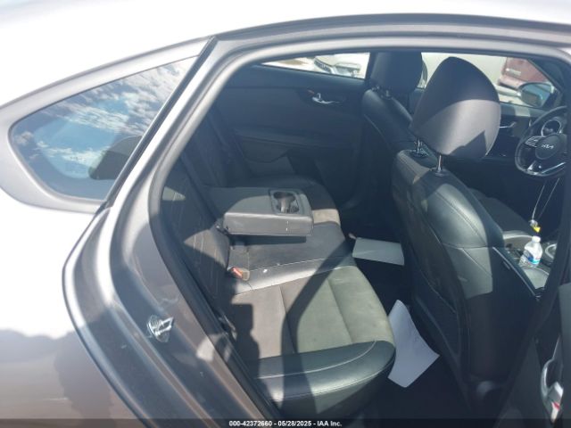 3KPF54AD1PE580011 KIA Forte Gt-line