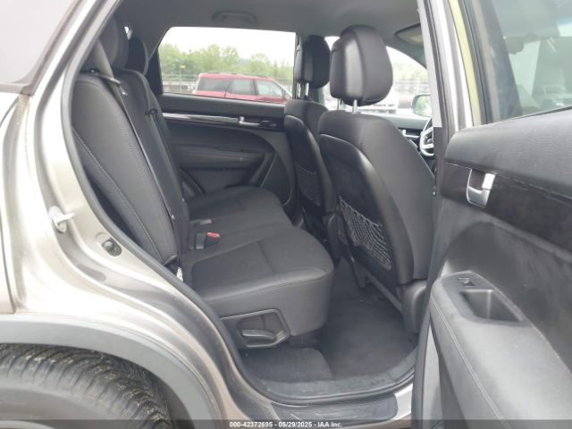 5XYKTCA63EG503298 KIA SORENTO LX
