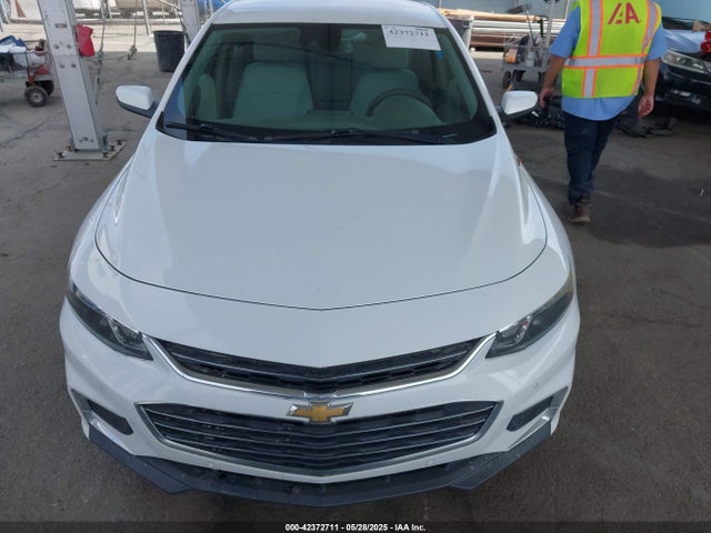 1G1ZF5SX0GF233258 Chevrolet MALIBU 2LT