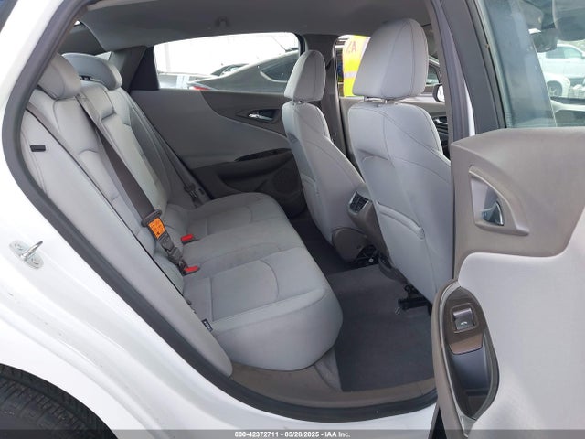 1G1ZF5SX0GF233258 Chevrolet MALIBU 2LT
