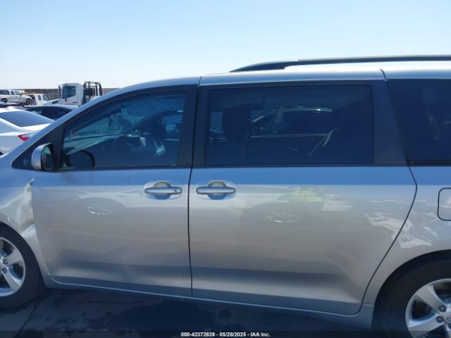 5TDKK3DC4FS576186 Toyota Sienna Le 8 Passenger