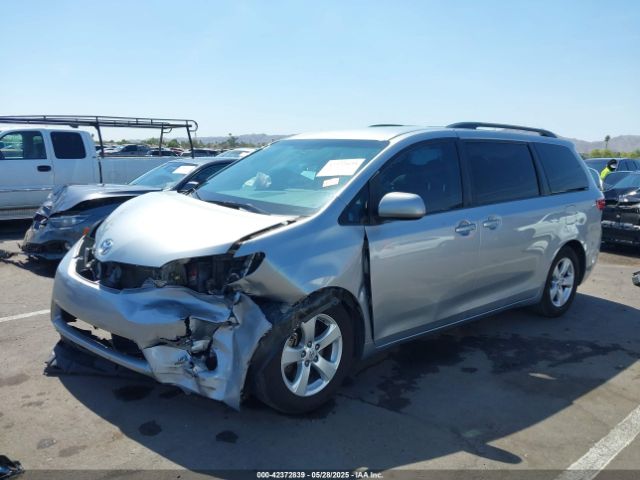 5TDKK3DC4FS576186 Toyota Sienna Le 8 Passenger