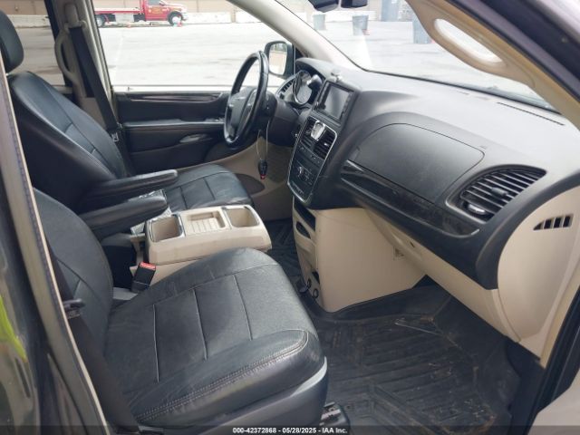 2011 CHRYSLER TOWN & COUNTRY 2A4RR5DG5BR703274 Photo 4