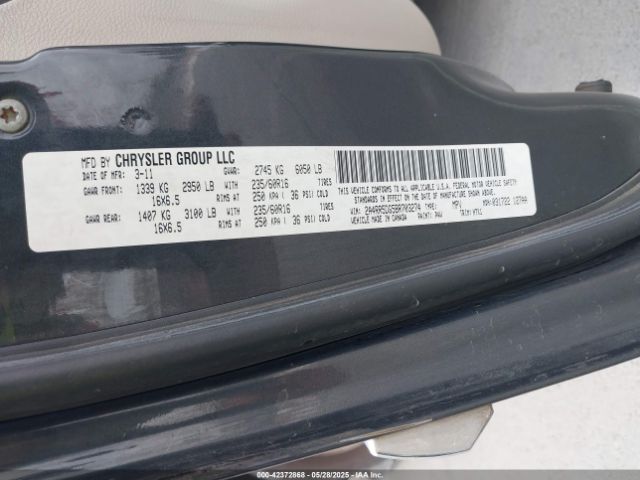 2011 CHRYSLER TOWN & COUNTRY 2A4RR5DG5BR703274 Photo 8