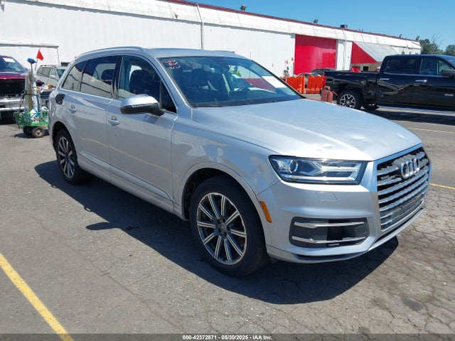 2017 AUDI Q7 WA1LAAF71HD000530 Photo 0