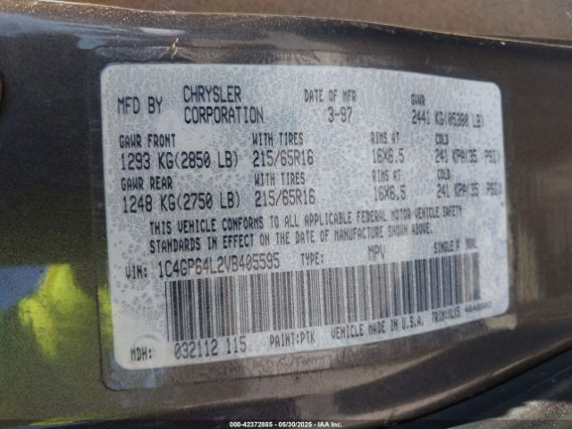 1997 CHRYSLER TOWN & COUNTRY 1C4GP64L2VB405595 Photo 8