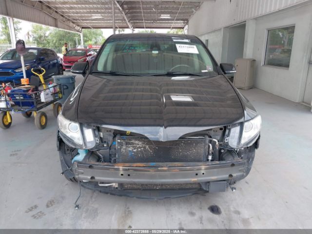 2LMHJ5AT6GBL01709 Lincoln Mkt Ecoboost