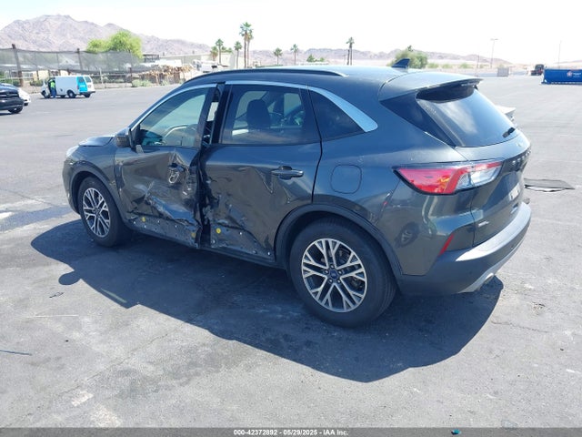 Ford Escape 2020 1FMCU0H6XLUA58846 Image 3