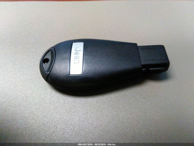2017 JEEP CHEROKEE 1C4PJLCB4HW574359 Photo 10