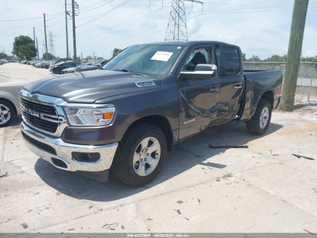 1C6RREBT2LN311820 RAM 1500 Big Horn  4x2 6'4 Box