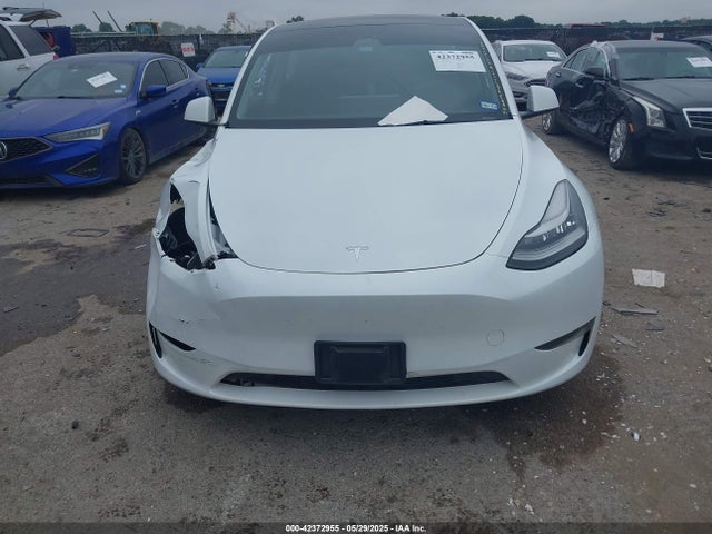 7SAYGDEE5PA109334 Tesla 2023