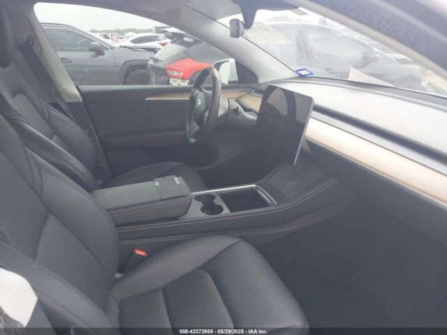 2023 TESLA MODEL Y 7SAYGDEE5PA109334 Photo 4