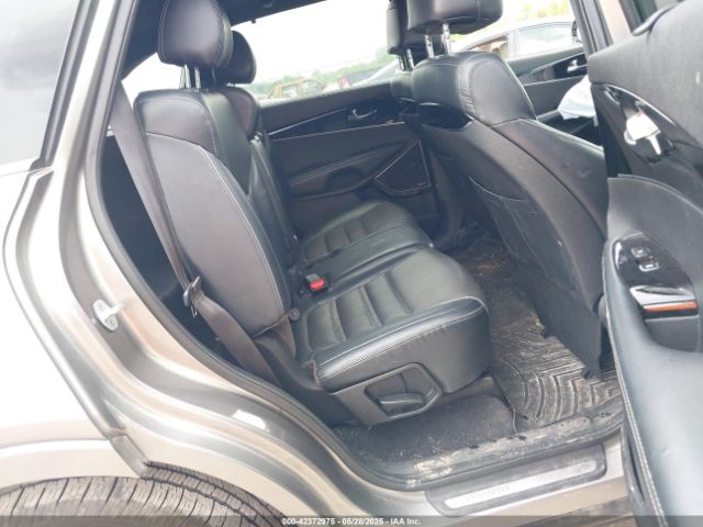 2017 KIA SORENTO 5XYPKDA5XHG256694 Photo 7