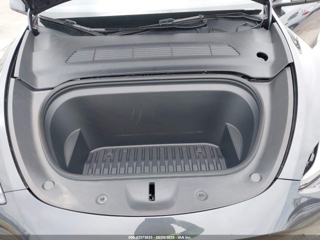 2024 TESLA MODEL Y 7SAYGDEDXRF032666 Photo 9