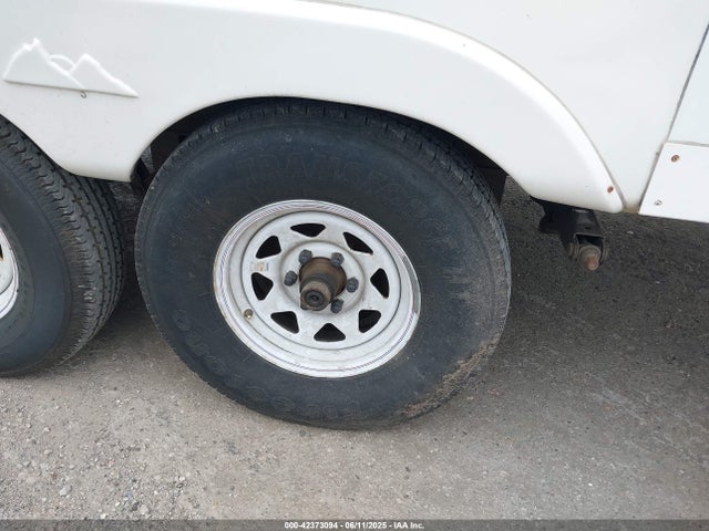 Aukcja sprzedaży 2003 Keystone Montana 3670rl 5th Wheel Travel Trailer, vin: 4YDF3672434502502, numer aukcji: 42373094