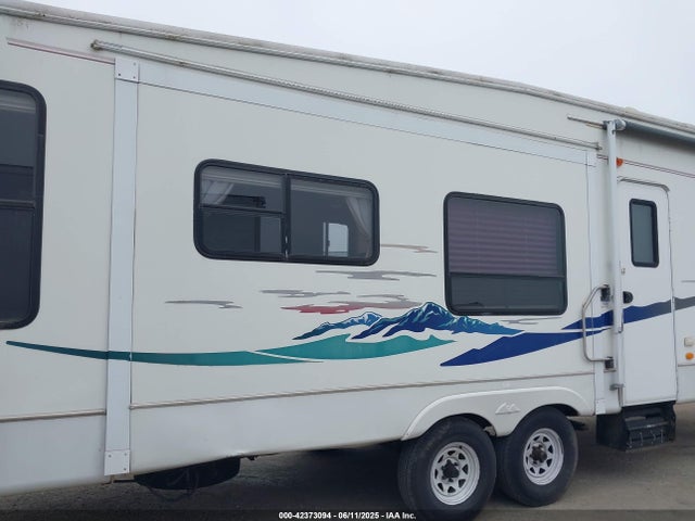 Aukcja sprzedaży 2003 Keystone Montana 3670rl 5th Wheel Travel Trailer, vin: 4YDF3672434502502, numer aukcji: 42373094