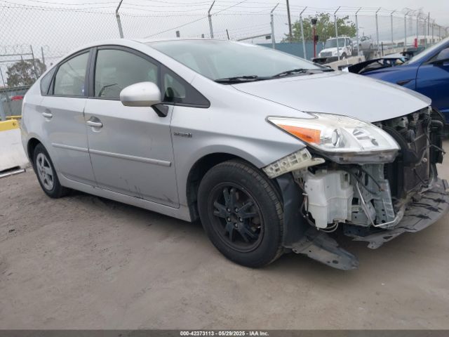 JTDKN3DU3F0441980 Toyota Prius Three