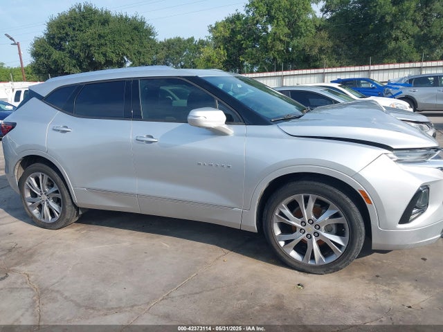 Chevrolet lgx 2020 3GNKBFRS5LS633852 Image 13