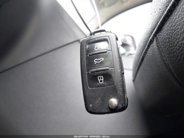 2018 VOLKSWAGEN PASSAT 1VWBA7A35JC012682 Photo 10