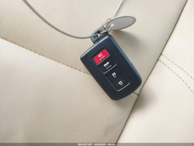 4T1BD1FK2HU214516 Toyota Camry Hybrid Xle