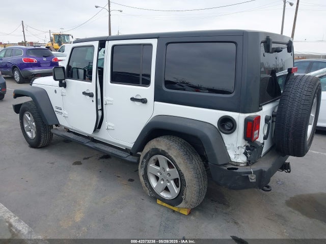 1C4BJWDGXHL623183 Jeep Wrangler Unlimited Sport 4x4