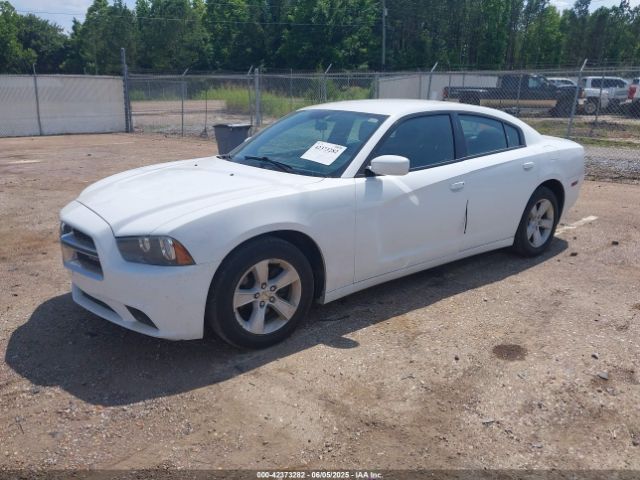 2C3CDXBG8EH258620 Dodge 2014