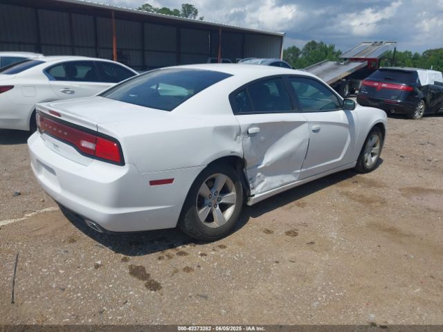 2C3CDXBG8EH258620 Dodge 2014