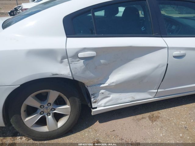 2C3CDXBG8EH258620 Dodge 2014