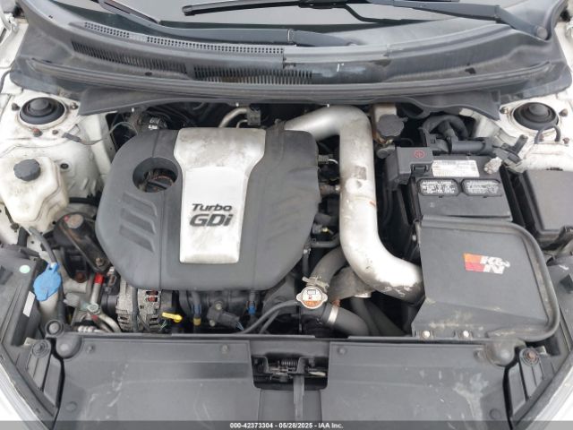 KMHTC6AEXGU268764 Hyundai Veloster Turbo