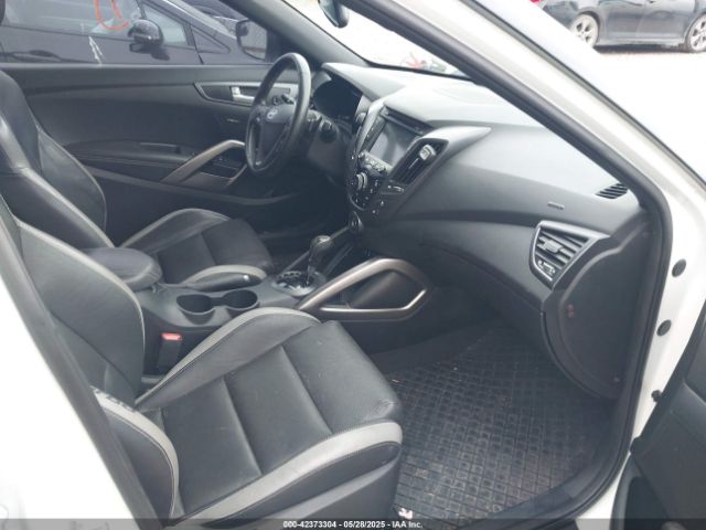 KMHTC6AEXGU268764 Hyundai Veloster Turbo