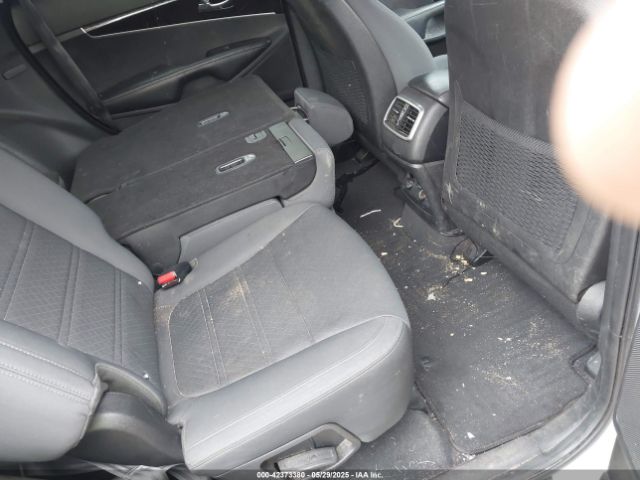5XYPGDA37GG047296 KIA Sorento 2.4l Lx