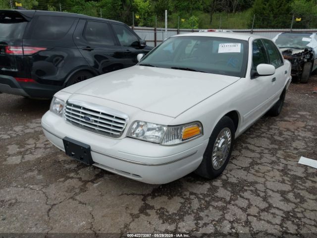1999 FORD CROWN VICTORIA 2FAFP73W9XX109122 Photo 1
