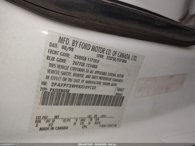 1999 FORD CROWN VICTORIA 2FAFP73W9XX109122 Photo 8
